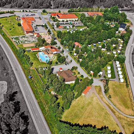 Bjoerkbackens Stugby I Vimmerby Exterior photo
