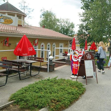 Bjoerkbackens Stugby I Vimmerby Exterior photo